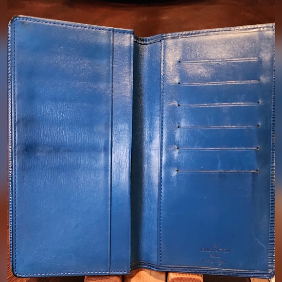Blue Louis Vuitton Men's Wallet - Picture 2 of 5